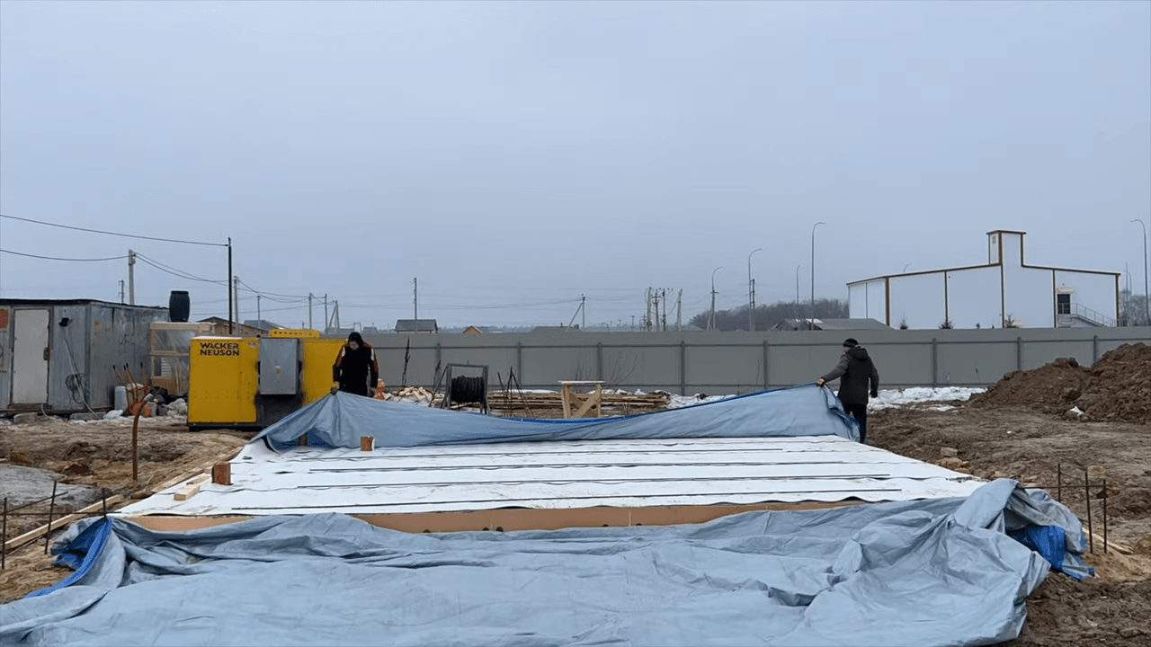 Укрытие бетона зимой